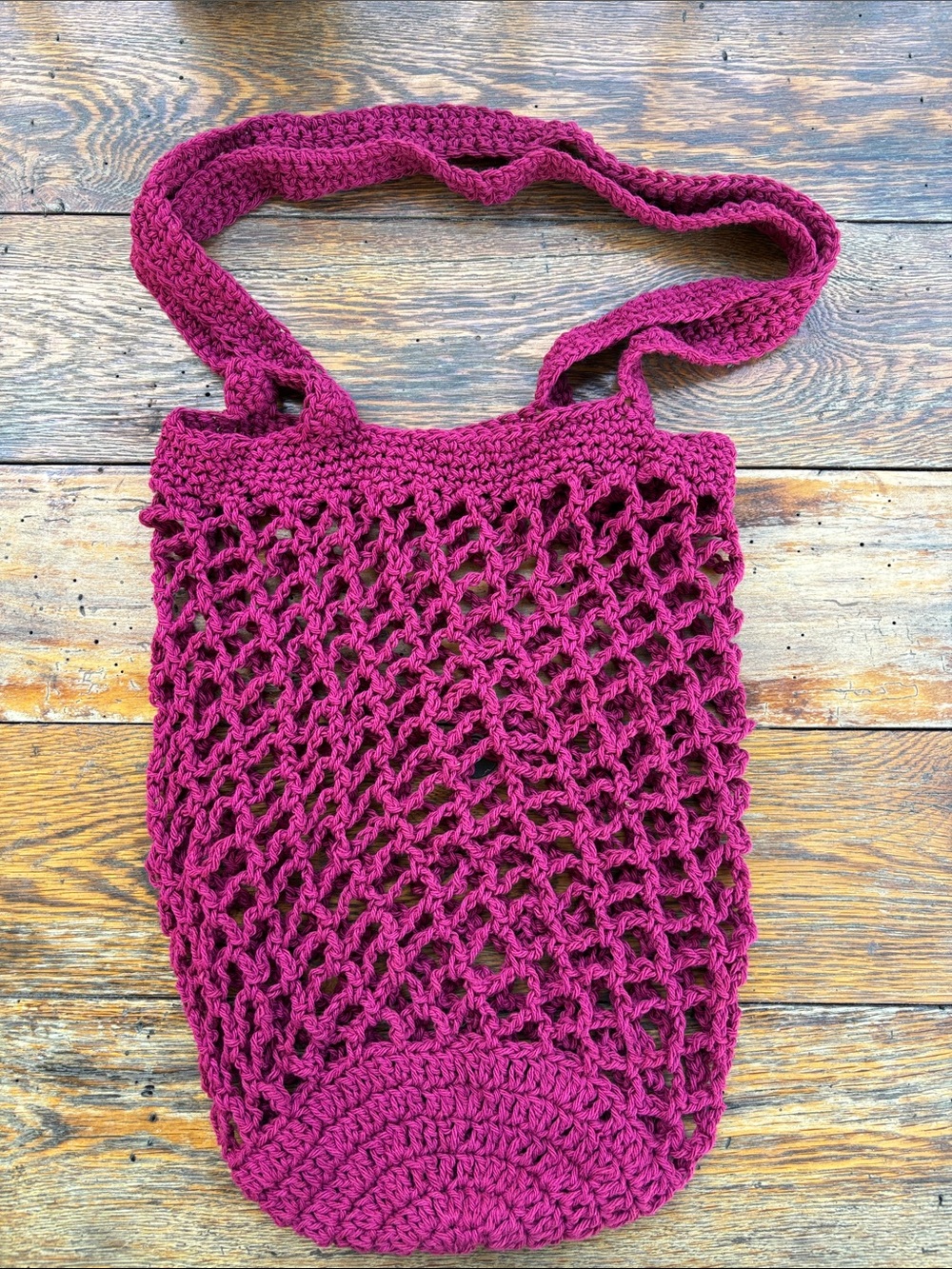 Hand-Crocheted Berry Net Tote Bag - Stylish Casual Shoulder Bag